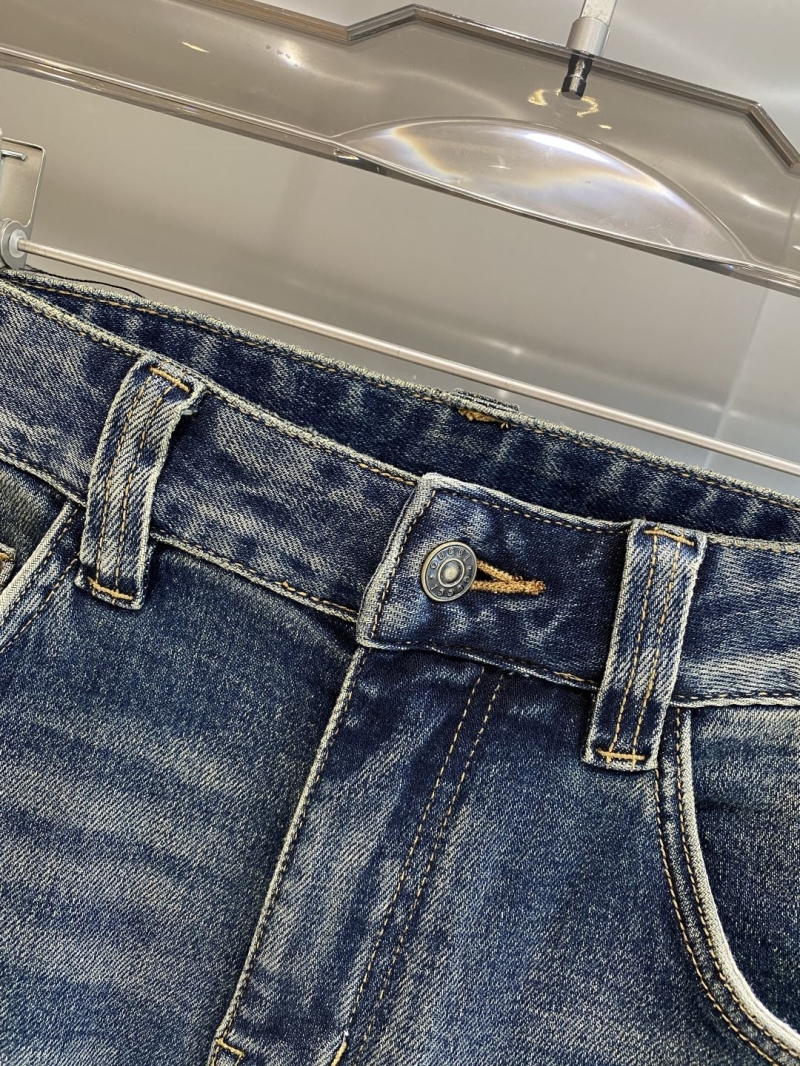 Gvc*1 jeans